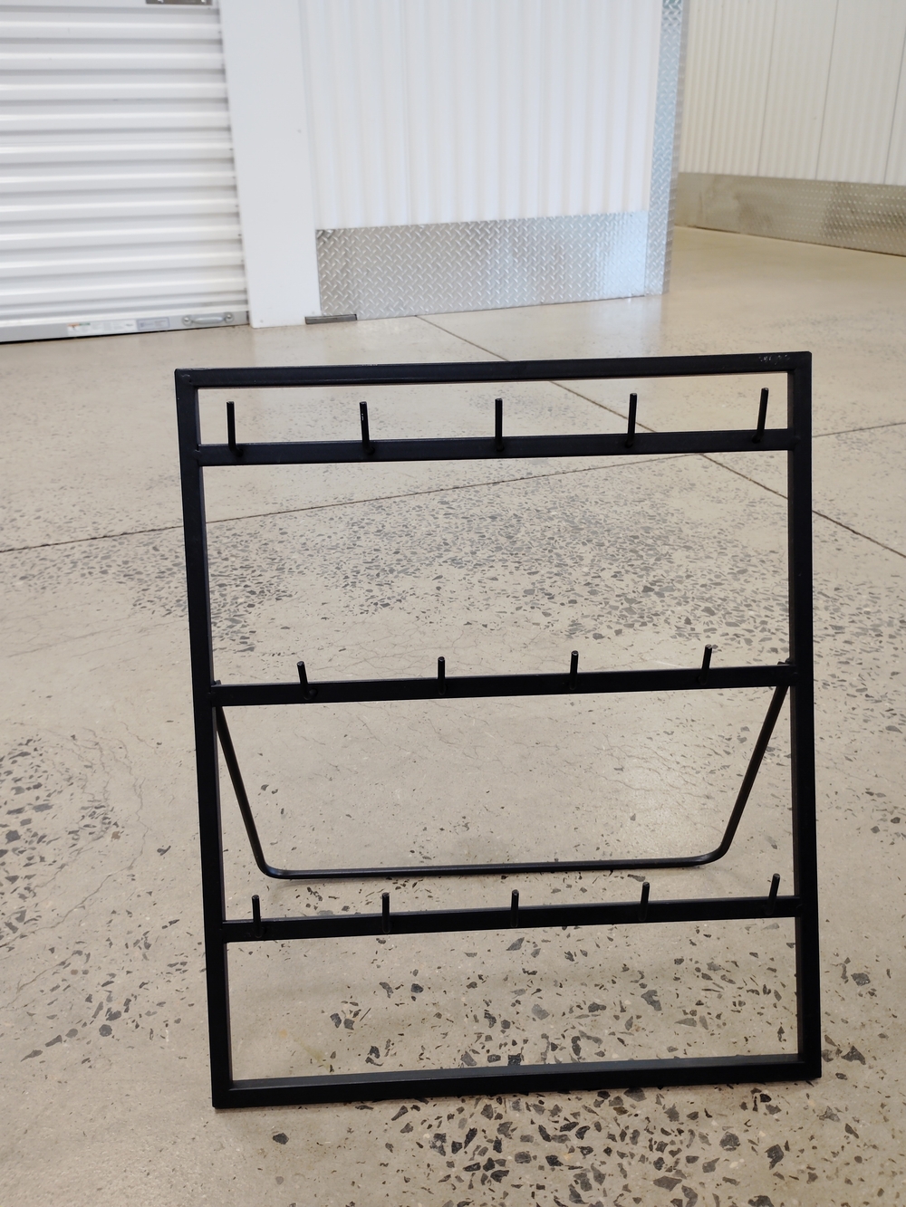 Black Metal Mug Rack